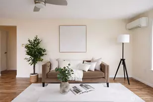 10904 49th Ave S, Tukwila, WA 98178 - Photo 1