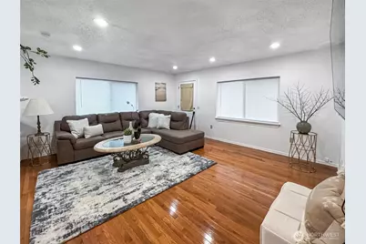 7660 S 126th Street, Seattle, WA 98178 - Photo 4