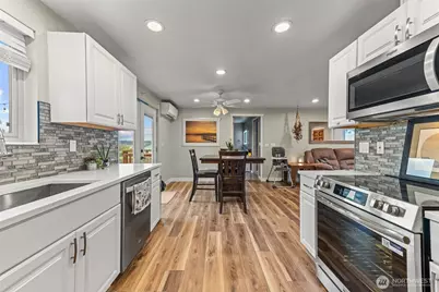 621 Crockett Lake Drive, Coupeville, WA 98239 - Photo 8