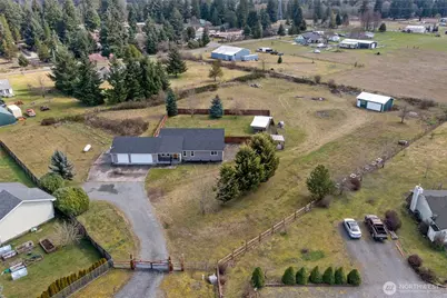 16911 Flume Road SE, Yelm, WA 98597 - Photo 2