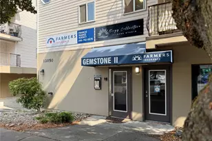 12050 15th Ave NE, Seattle, WA 98125 - Photo 18