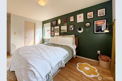 12050 15th Avenue NE #301, Seattle, WA 98125 - Photo 8