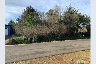 345 S Wynoochee Drive, Ocean Shores, WA 98569 - Photo 4