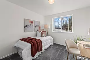 1411 Evergreen Park Dr SW, Olympia, WA 98502 - Photo 16