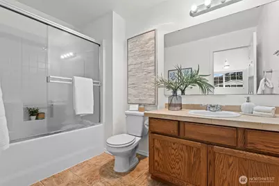 1411 Evergreen Park Drive SW #201, Olympia, WA 98502 - Photo 14