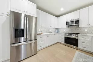 11217 NE 95th St, Kirkland, WA 98033 - Photo 16