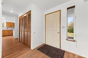 2733 SW Vantage Ave, Olympia, WA 98512 - Photo 6