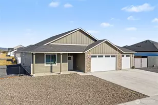 907 NE 5th Ave, Ephrata, WA 98823 - Photo 2