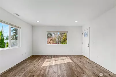 1209 9th Avenue SE, Olympia, WA 98501 - Photo 8