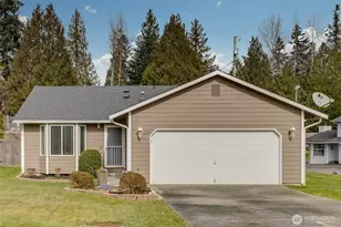 211 105th St SE, Everett, WA 98208 - Photo 1