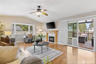 211 105th St SE, Everett, WA 98208 - Photo 10