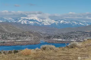 621 Upper Daniels Dr, East Wenatchee, WA 98802 - Photo 1