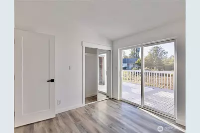 814 5th St, Steilacoom, WA 98388 - Photo 16