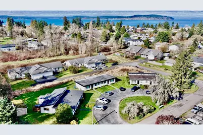 814 5th St, Steilacoom, WA 98388 - Photo 1