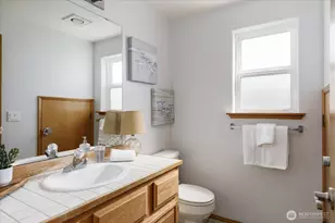 2507 W Beach Rd, Oak Harbor, WA 98277 - Photo 12