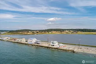 2507 W Beach Rd, Oak Harbor, WA 98277 - Photo 40