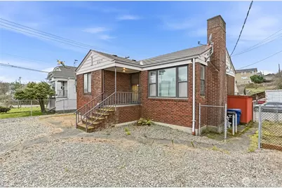 9017 14th Avenue S, Seattle, WA 98108 - Photo 1