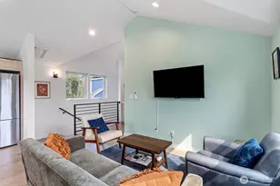 3013 61st Ave SW, Seattle, WA 98116 - Photo 4