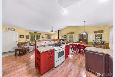 793 Summerset Way, Sedro Woolley, WA 98284 - Photo 6