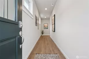 13524 NE 104th Way, Kirkland, WA 98033 - Photo 2