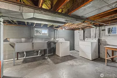 312 17th Street NW, Puyallup, WA 98371 - Photo 18