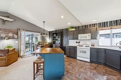 8109 2nd Place NE, Lake Stevens, WA 98258 - Photo 6