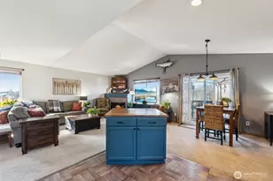 8109 2nd Pl SE, Lake Stevens, WA 98258 - Photo 10