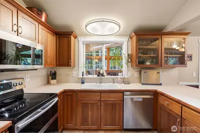 14002 51st Avenue NW, Gig Harbor, WA 98332 - Photo 12