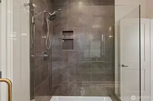 9614 NE 183rd St, Bothell, WA 98011 - Photo 28