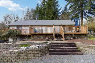 421 McAdams Rd E, Longview, WA 98632 - Photo 2