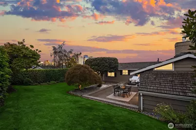 [Address not provided], Bellevue, WA 98004 - Photo 18