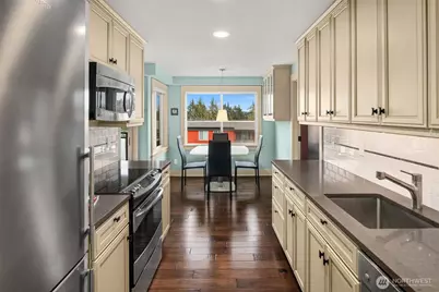 5818 NE 70th Street #A411, Seattle, WA 98115 - Photo 10