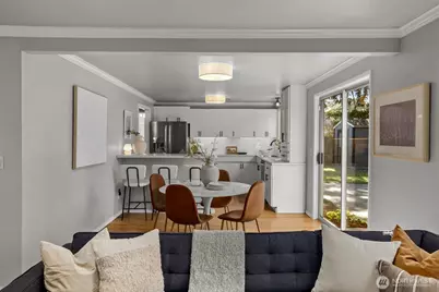 119 164th Avenue NE, Bellevue, WA 98008 - Photo 8