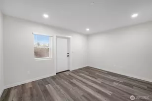 15613 Admiralty Way, Lynnwood, WA 98087 - Photo 20