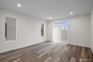 15613 Admiralty Way, Lynnwood, WA 98087 - Photo 6