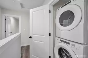 15613 Admiralty Way, Lynnwood, WA 98087 - Photo 18