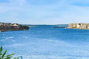 3606 W Commodore Way, Seattle, WA 98199 - Photo 2