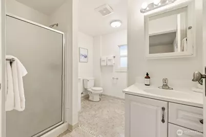 209 W McGraw Street, Seattle, WA 98119 - Photo 22