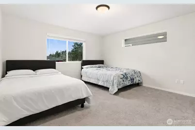 2810 180th Street Ct E, Tacoma, WA 98445 - Photo 18