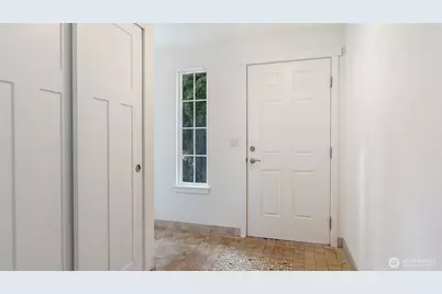 5909 Glenwood Avenue, Everett, WA 98203 - Photo 8