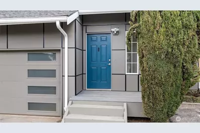 5909 Glenwood Avenue, Everett, WA 98203 - Photo 2