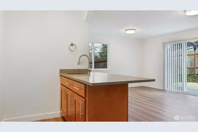 5909 Glenwood Avenue, Everett, WA 98203 - Photo 16