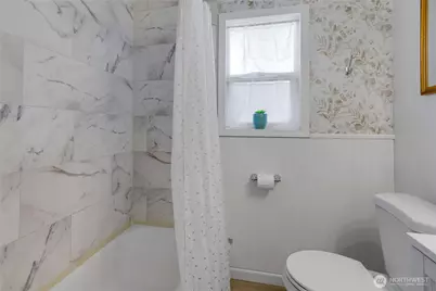 637 Elizabeth Street, Sumner, WA 98390 - Photo 12