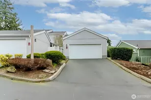 31912 34th Pl SW, Federal Way, WA 98023 - Photo 2