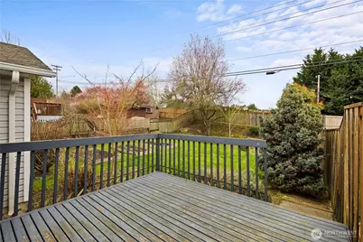 6716 64th Place NE #B, Marysville, WA 98270 - Photo 18