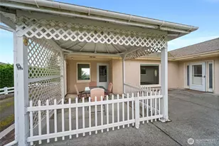 2304 Crestline Dr, Bellingham, WA 98229 - Photo 12