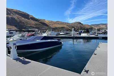 1350 W Woodin Ave #C18, Chelan, WA 98816 - Photo 2