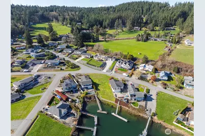 2271 Mariner Beach Drive, Oak Harbor, WA 98277 - Photo 8