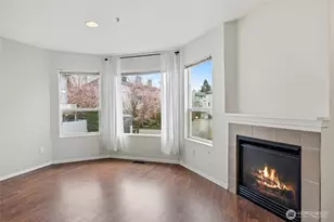 8823 Holly Dr, Everett, WA 98208 - Photo 6