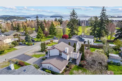 1211 31st Street, Anacortes, WA 98221 - Photo 1